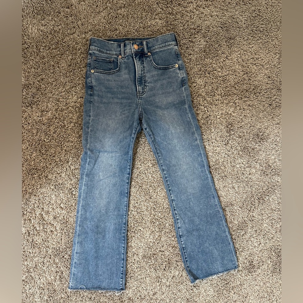 Express - Cropped Flare High Rise Jean *Size 0*